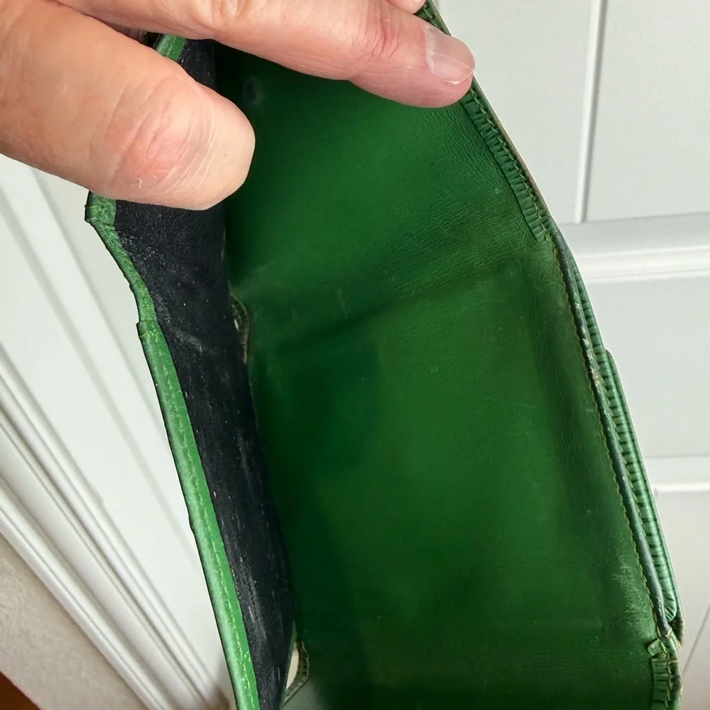 Louis Vuitton Epi Green Elise double side Wallet *Authentic*
